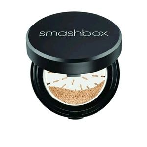 Lot of 2 Smashbox Halo to go fair